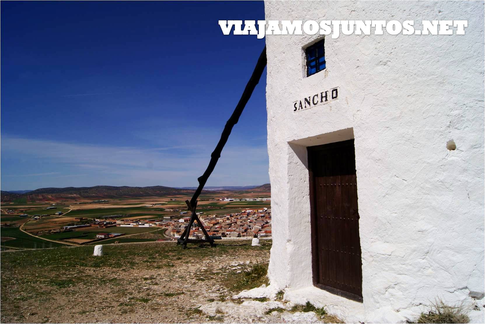 Castillo, molinos, molinos de viento, consuegra, castilla la mancha, pueblos con encanto, escaparas, rural, don quijote