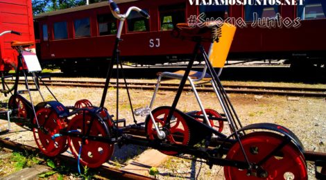 El artilugio - bicicleta a raíles, isla de Gotland, Suecia