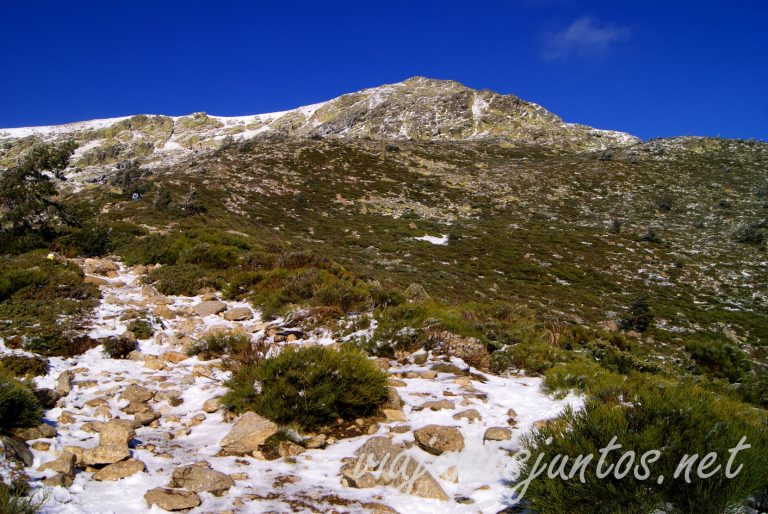 Peñalara, el pico más alto de la comunidad de Madrid y Segovia. Ruta circular
