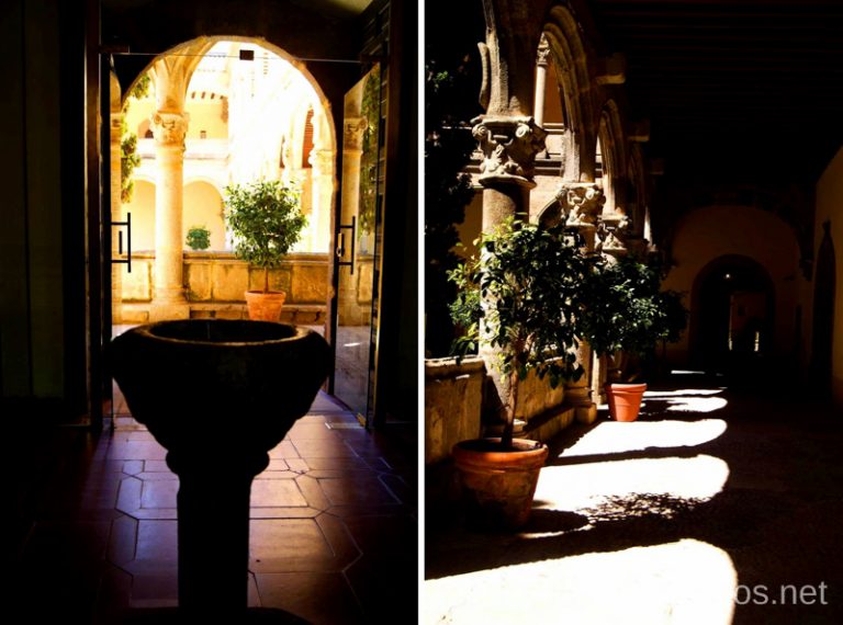 Los interiores del Monasterio Ruta de mediodía al Monasterio de Yuste y pueblo-conjunto artístico Garganta la Olla, Extremadura