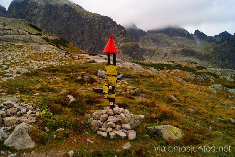 Señalización en Altos Tatras Trekking en los Altos Tatras, Eslovaquia High Tatras, Slovaquia #EslovaquiaJuntos Parte III Diario