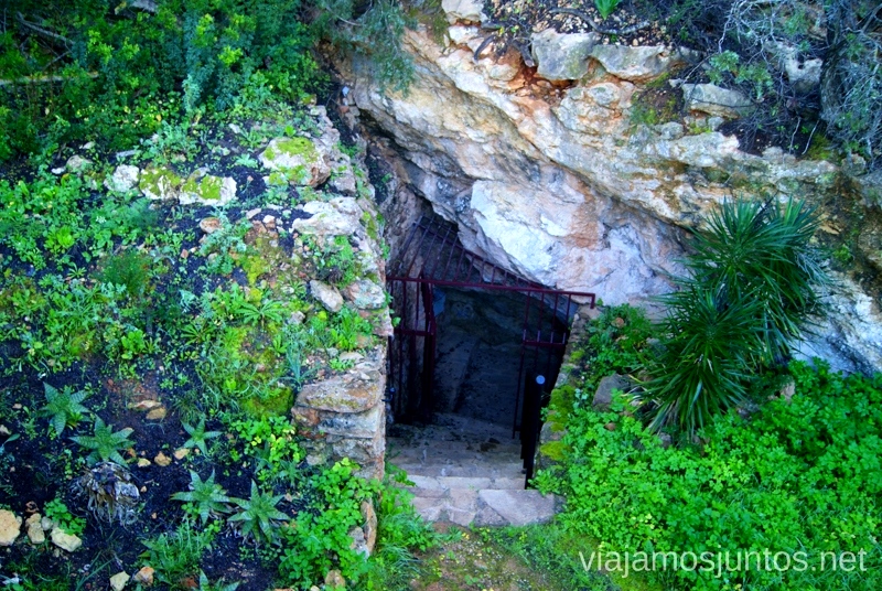 La entrada al santuario Rincones curiosos de Ibiza. Que ver y que hacer en la isla. Baleares