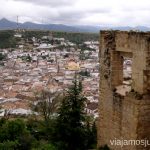 El castillo vigilando la ciudad Ruta de los castillos y batallas, Jaén, Andalucía