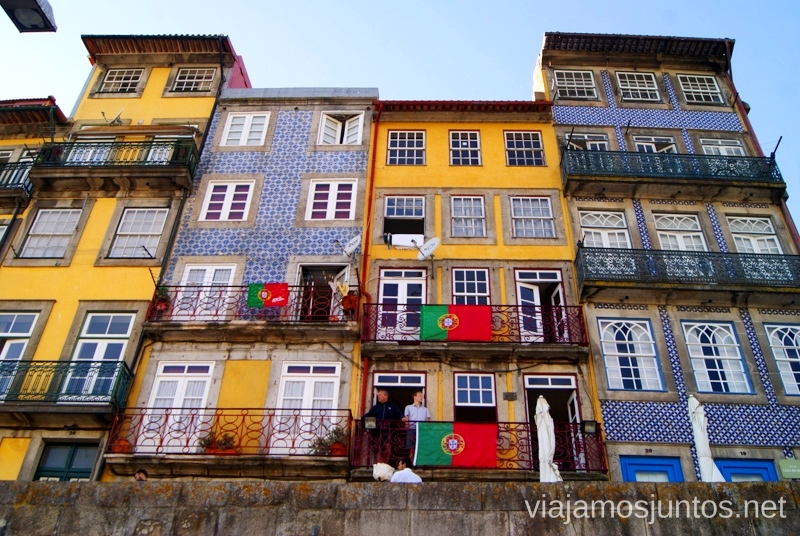 Los portales coloridos Visitar Oporto, Portugal Que ver y que hacer en Porto #ViajarConSuegra