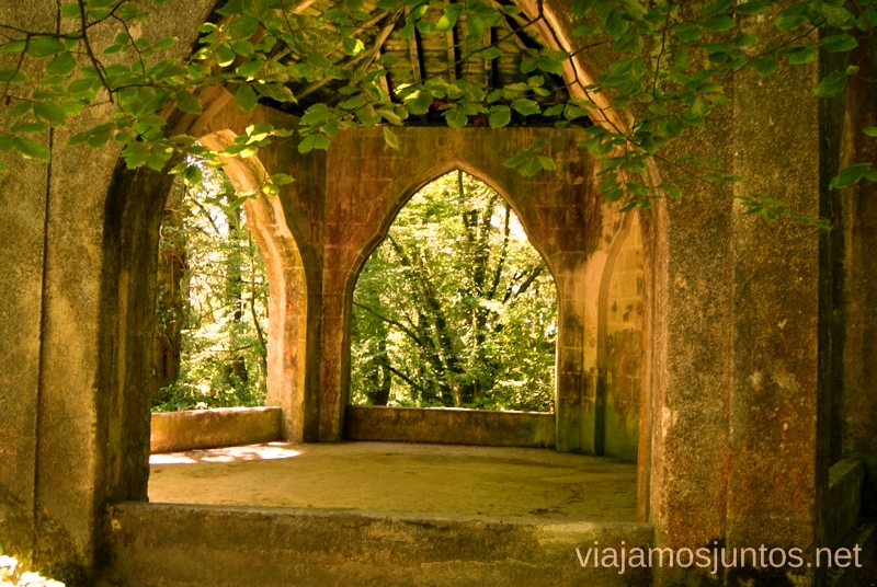 Paseos secretos por el parque del Palacio de la Pena Consejos prácticos y Que ver en Sintra, nuestro itinerario de un día por los parques y palacios #ViajarConSuegra