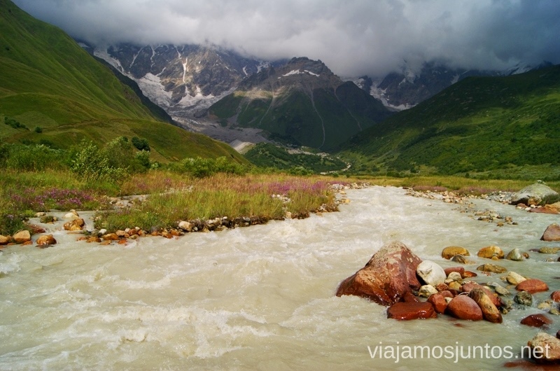 Glaciar Shkara, Ushguli, Svaneti, Georgia Itinerario de viaje por Georgia. 17 días. Gran Cáucaso Parte I