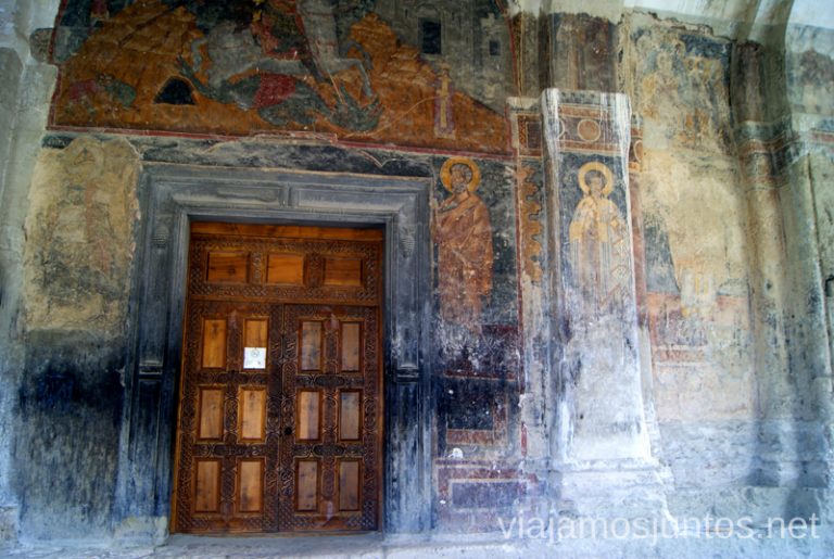 Interior del Monasterio de Alaverdi Qué ver en Telavi, Georgia, y los alrededores