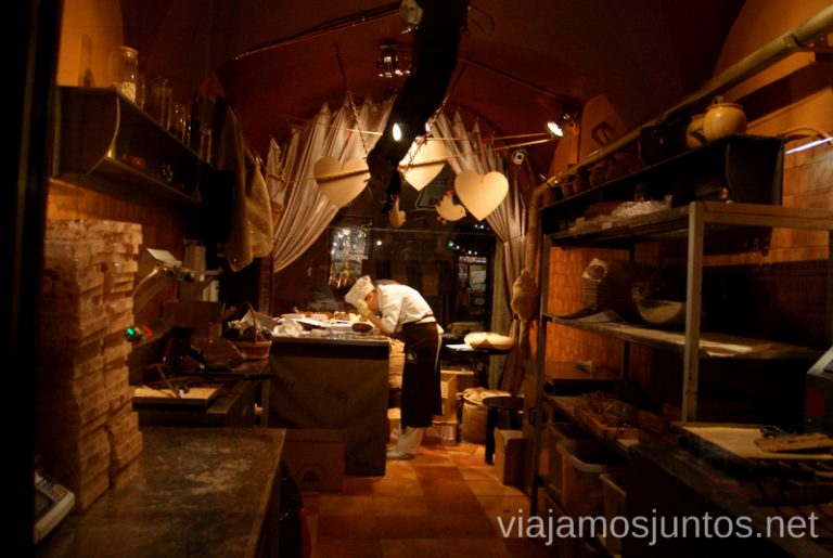Fabrica de chocolate de Lviv Donde comer en Lviv Restaurantes curiosos y bien de precio Ucrania