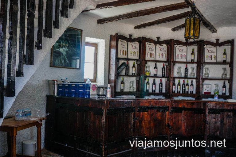 El interior del Molino Manchego en Coovival. Cuevas y bodegas de la ruta del vino de Valdepeñas, Castilla-La Mancha.