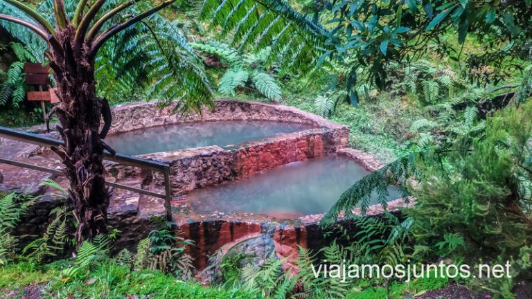 Una de las piscinas termales de Caldeira Velha, São Miguel, las Azores.