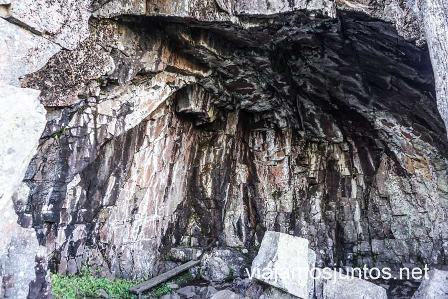 Kungsgrottan - una de las cuevas marinas más altas del mundo.