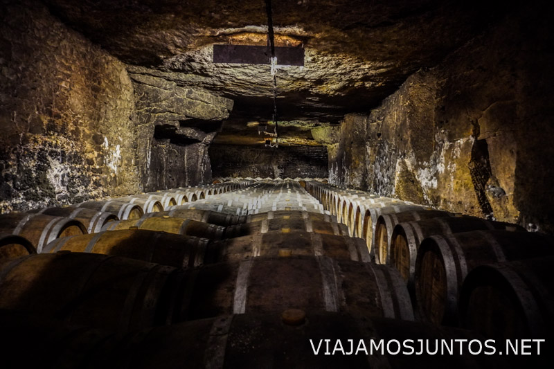 Bodega troglodita de Bouvet Ladubay.