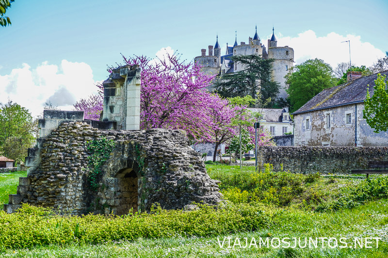 Château de Montreuil-Bellay desde Prieuré des Nobis