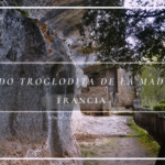 Poblado troglodita de la Madeleine en Francia Valle del Vézère
