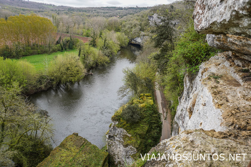 Vista panorámica del Valle del Vézère en Dordoña, Francia