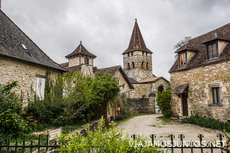 Iglesia y casas medievales de Carennac