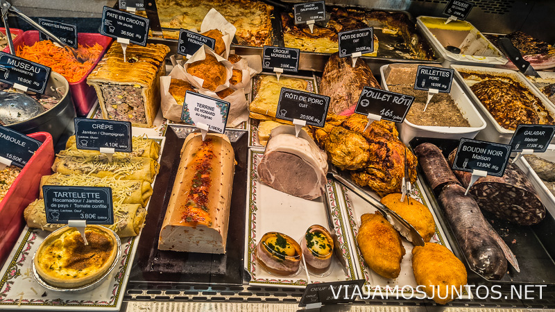 Productos típicos de Occitania en un mercado local