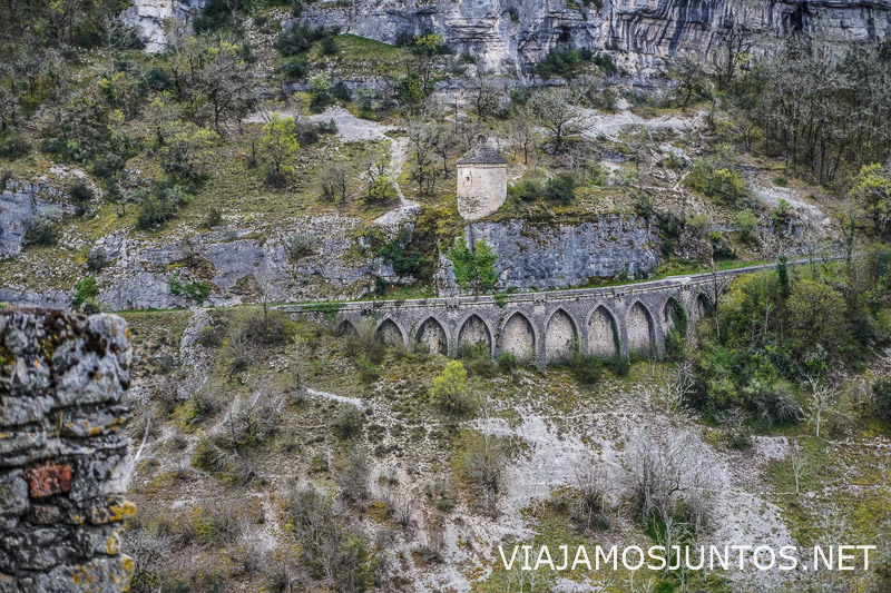 Vista panorámica de los alrededores de Rocamadour, Occitania, Francia